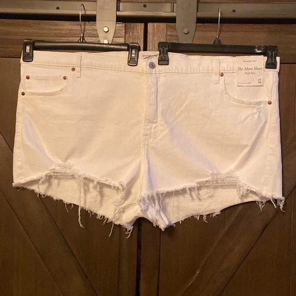 Abercrombie & Fitch The Mom Short High-Rise - Picture 2 of 5